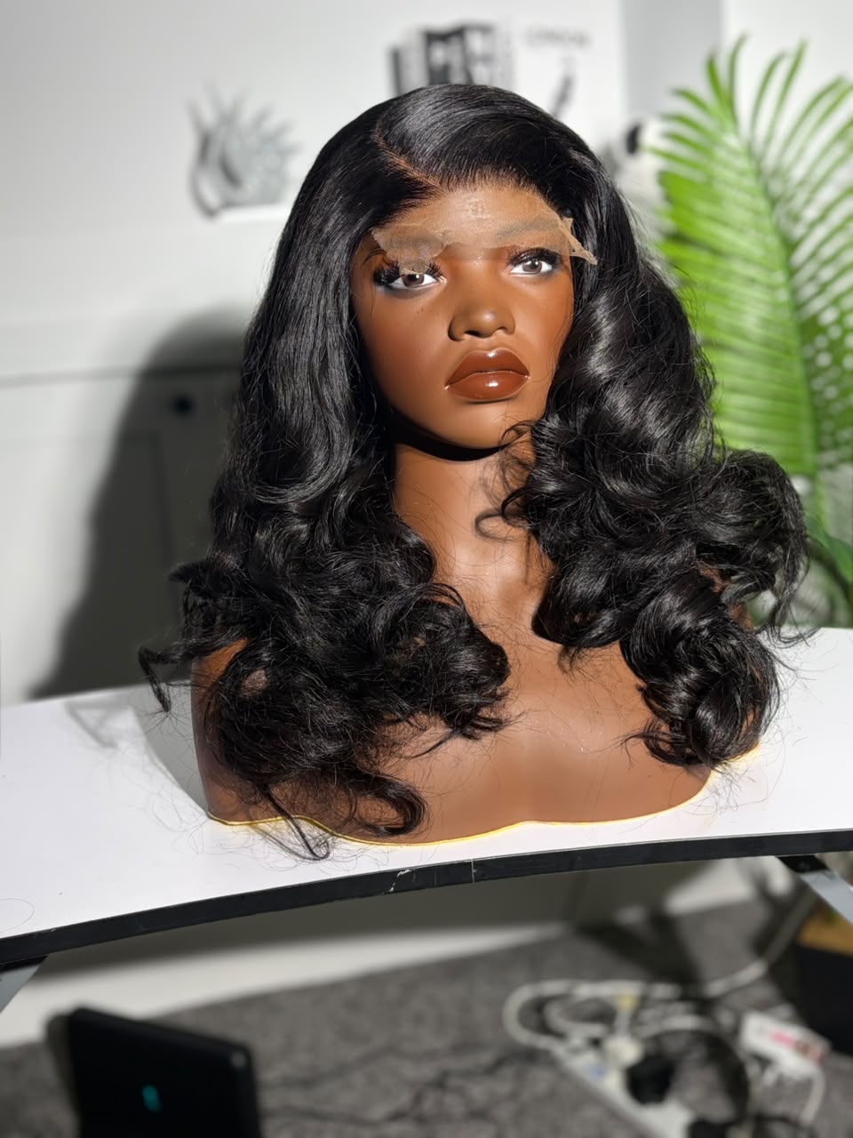 Bouncy luxury wigs